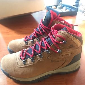 Columbia Newton Ridge Plus Waterproof Hiking Boot